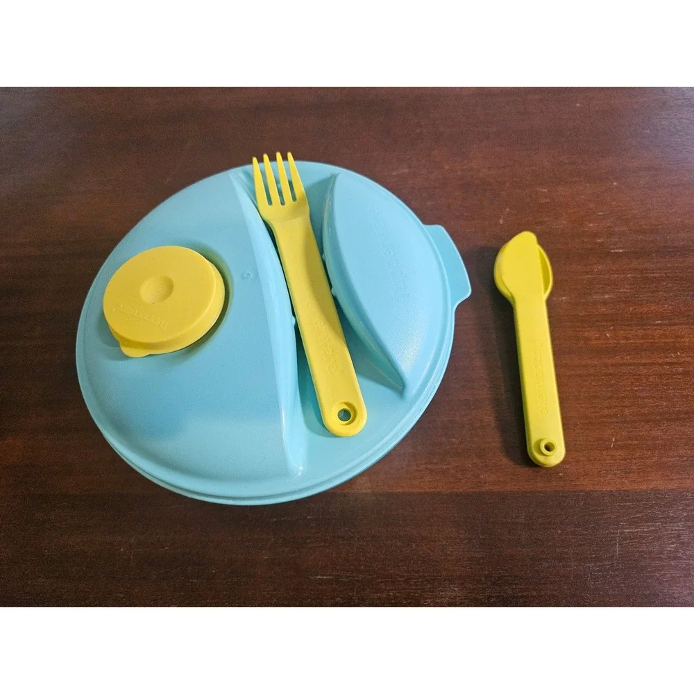 Tupperware Salad Bowl Set Unisex OS Teal Lime On-The-Go Lunch Container Utensils